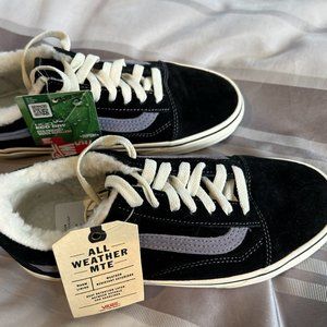 Vans all weather MTE shoes boys size 5.5 womens size 7